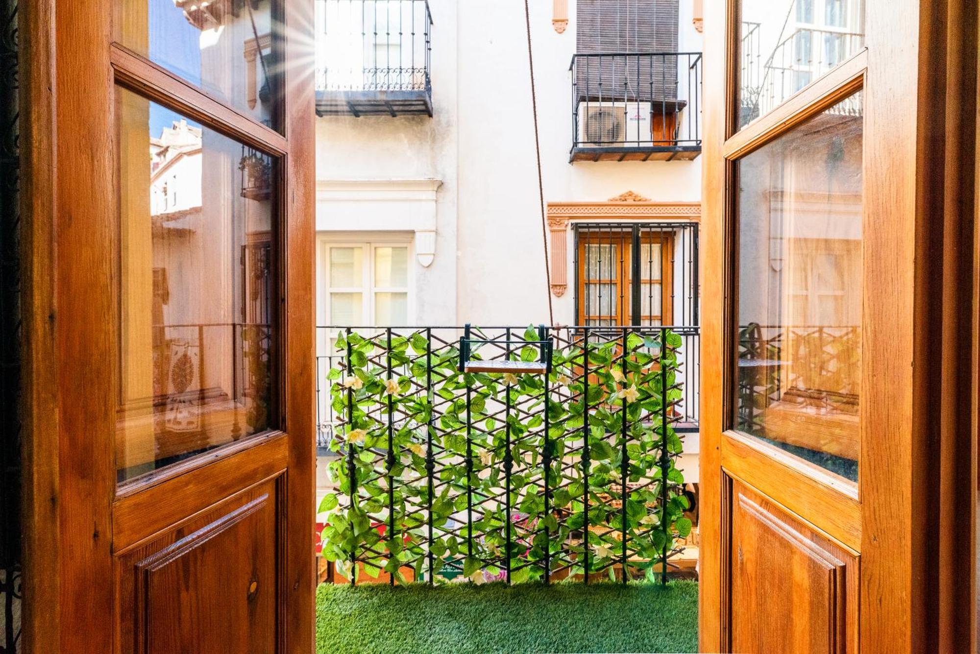 Apartamento Las Mil Y Una Noches 그라나다 외부 사진